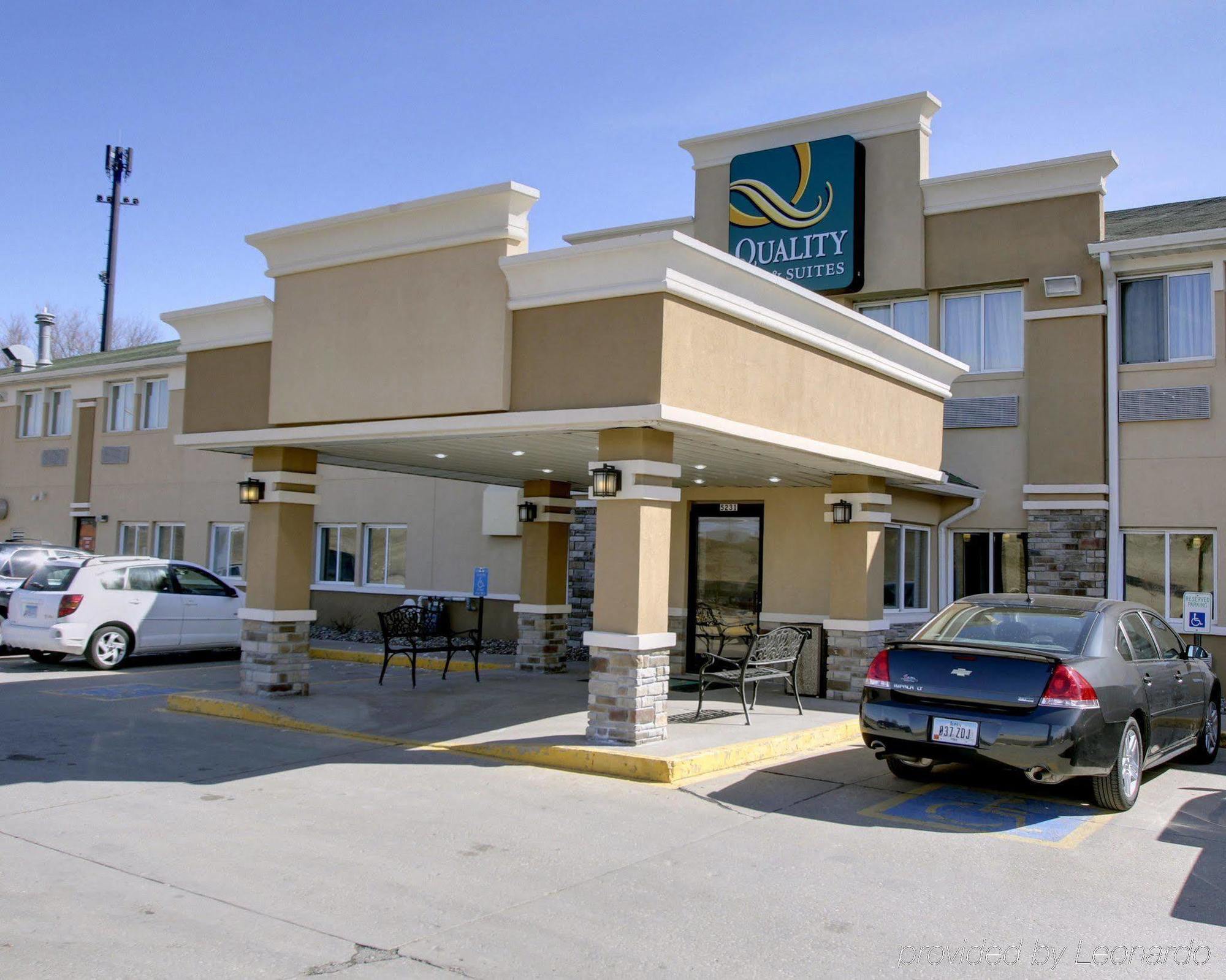 Quality Inn & Suites Des Moines Airport Ngoại thất bức ảnh