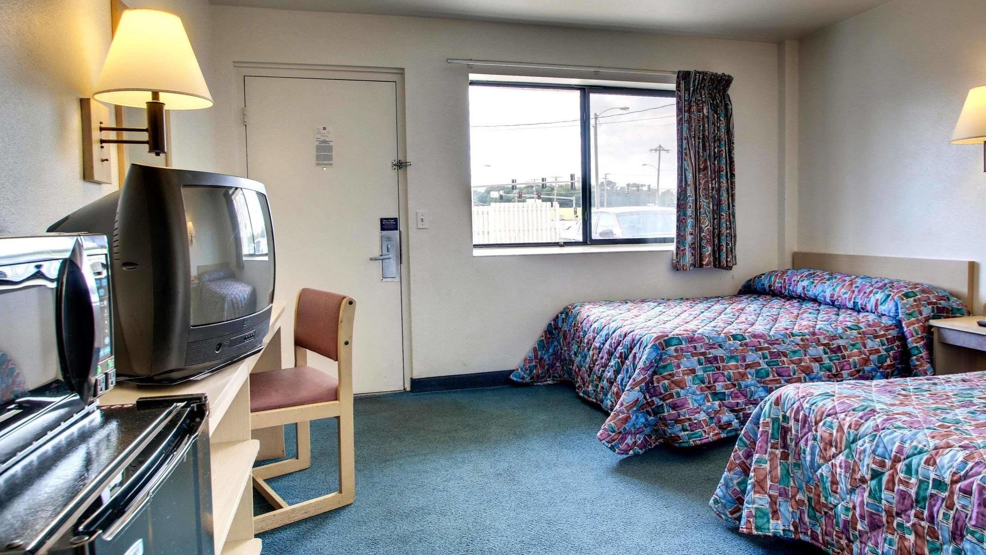 Quality Inn & Suites Des Moines Airport Ngoại thất bức ảnh